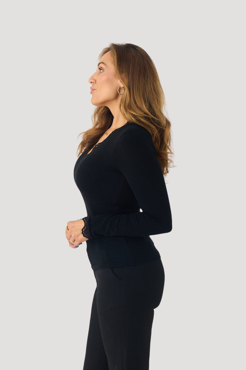 LACE V-NECK LONGSLEEVE