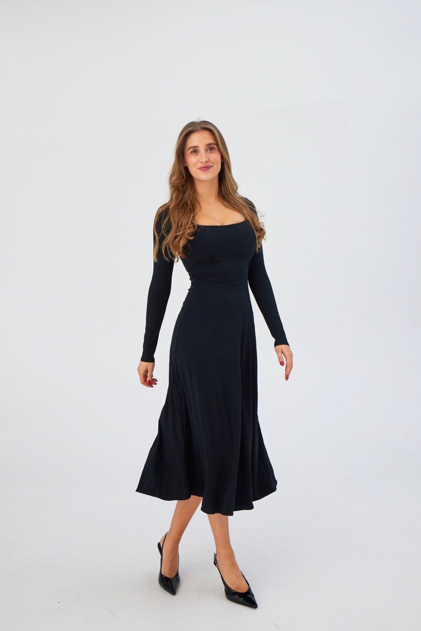 REVERSIBLE FLOWY SLEEVE DRESS