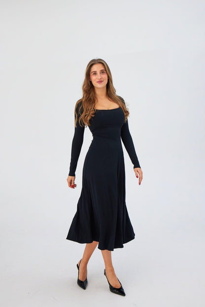 REVERSIBLE FLOWY SLEEVE DRESS